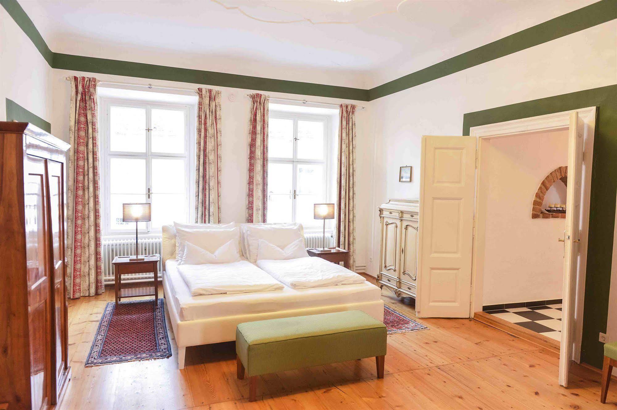 Schlosshotel Mailberg Zewnętrze zdjęcie